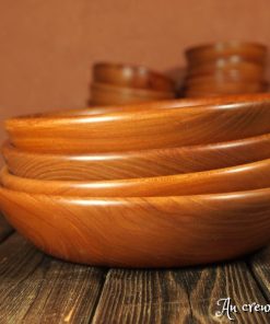 Assiettes creuses en merisier