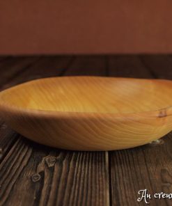 Assiette mi-creuse en frêne