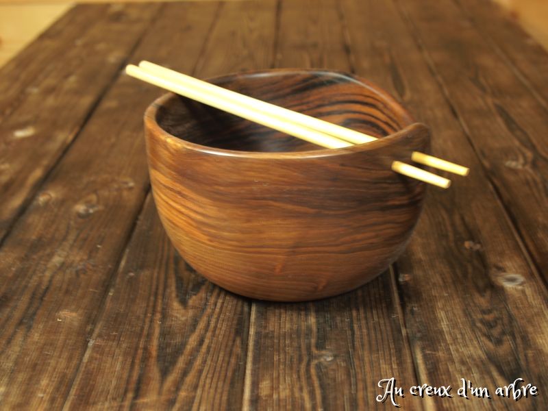 Bol à riz en noyer - Image 7